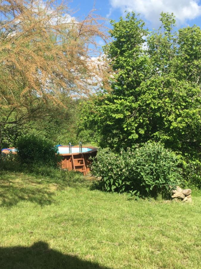 Le Gite Du Petit Renard: A Tranquil Gite With Pool Oradour-Saint-Genest Exteriör bild